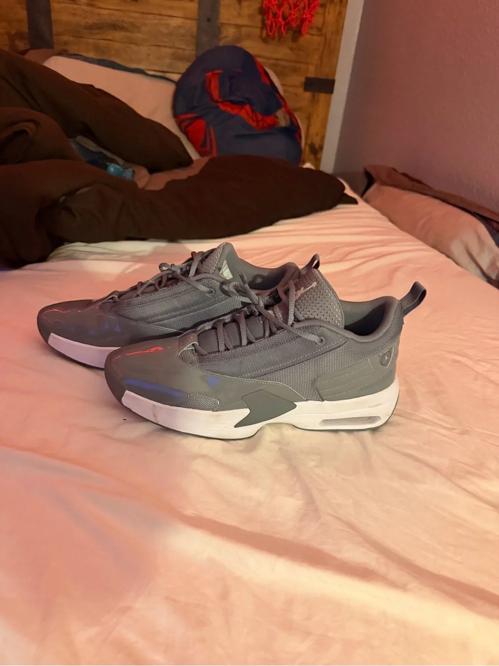 Jordan Gray Low-Top Sneakers